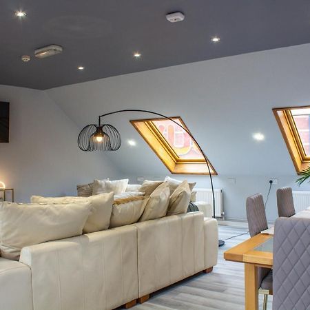 The Loft At Utopia Penthouse By M-Groupsa Swansea Esterno foto