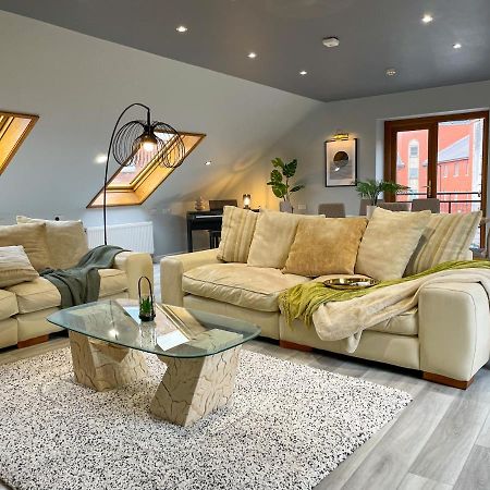 The Loft At Utopia Penthouse By M-Groupsa Swansea Esterno foto
