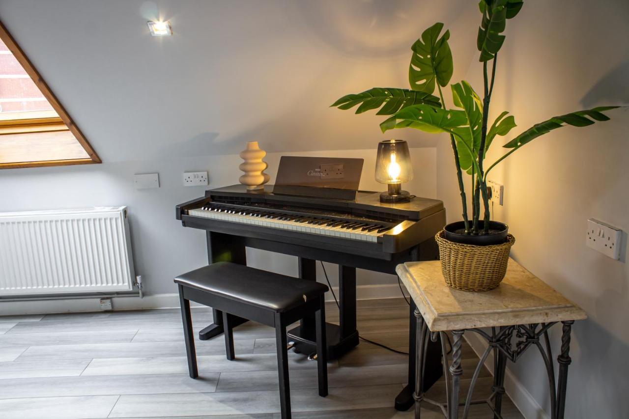 The Loft At Utopia Penthouse By M-Groupsa Swansea Esterno foto